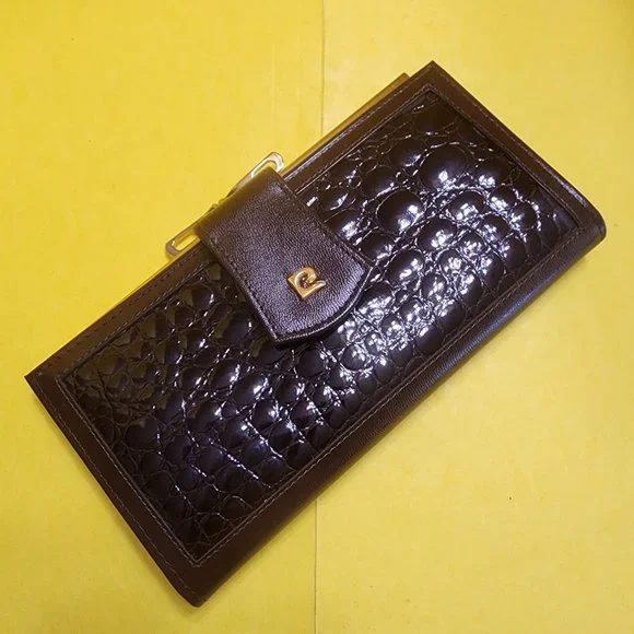 Vintage Brown Pierre Cardin Womens Croc & Calf Skin Wallet - Feminine Classic - Picture 1 of 16